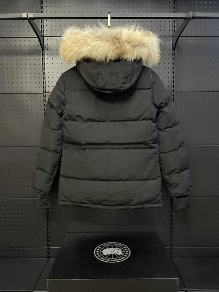 Canada Goose Macmillan's Chaqueta de Plumón Ultra Ligera Negra Nueva para Mujer Foto 3 de 4