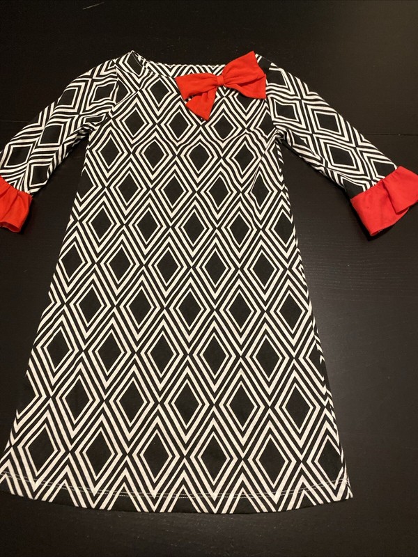 J. Khaki Black White Red Geo Diamond Print Dress Size Small