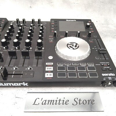 【美品】Numark nv 生産終了品　レア　美品　DJコントローラー Numark nv 生産終了品 レア 美品 DJコントローラー pioneer