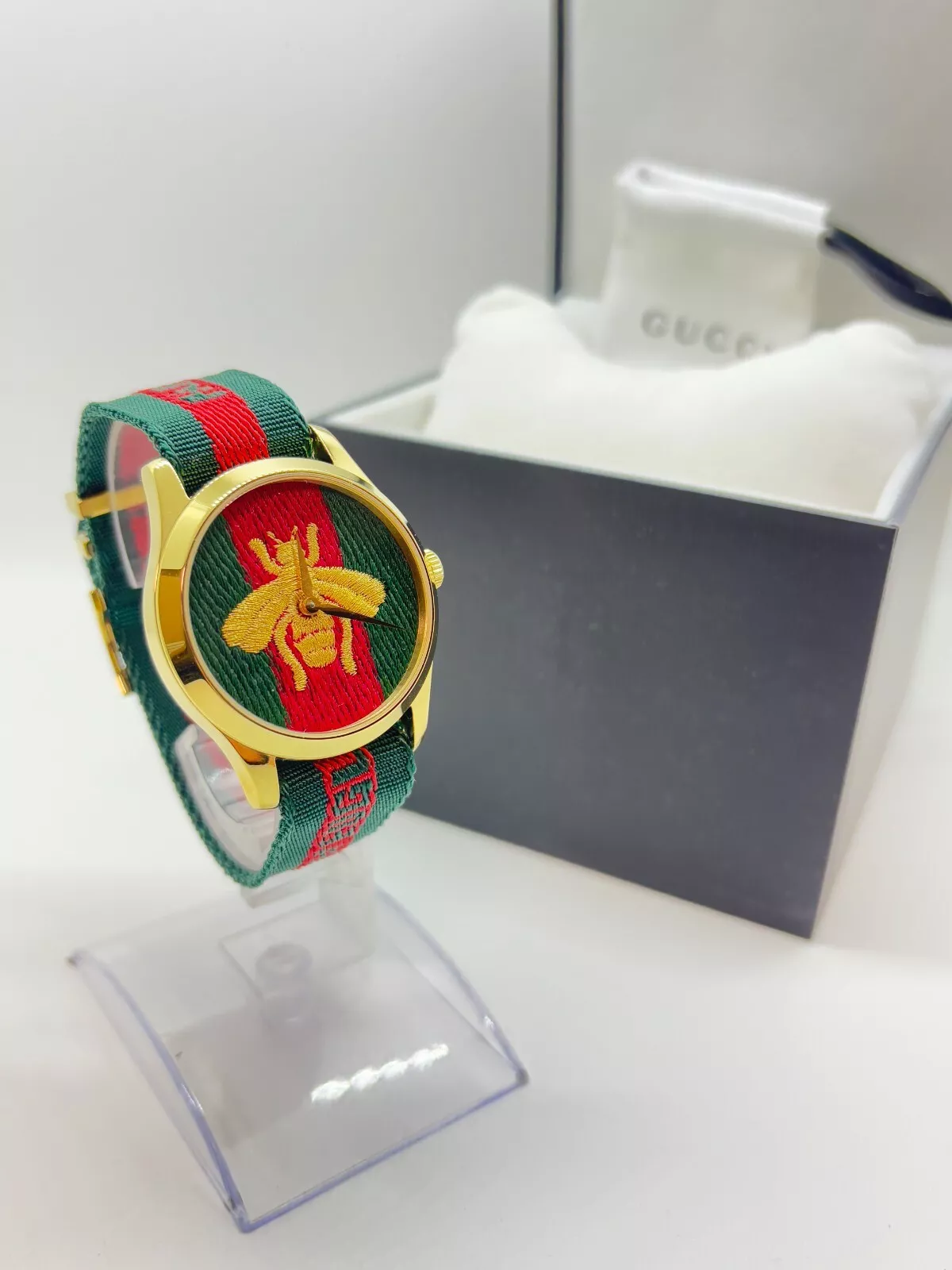 [Neuf avec boîte] Montre GUCCI 126.4 Bracelet à rayures Web Abeille 38 mm en acier inoxydable d'occasion