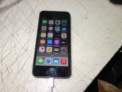 Apple iPod Touch 7th Generation A2178 32GB Space Gray MVHW2LL/A