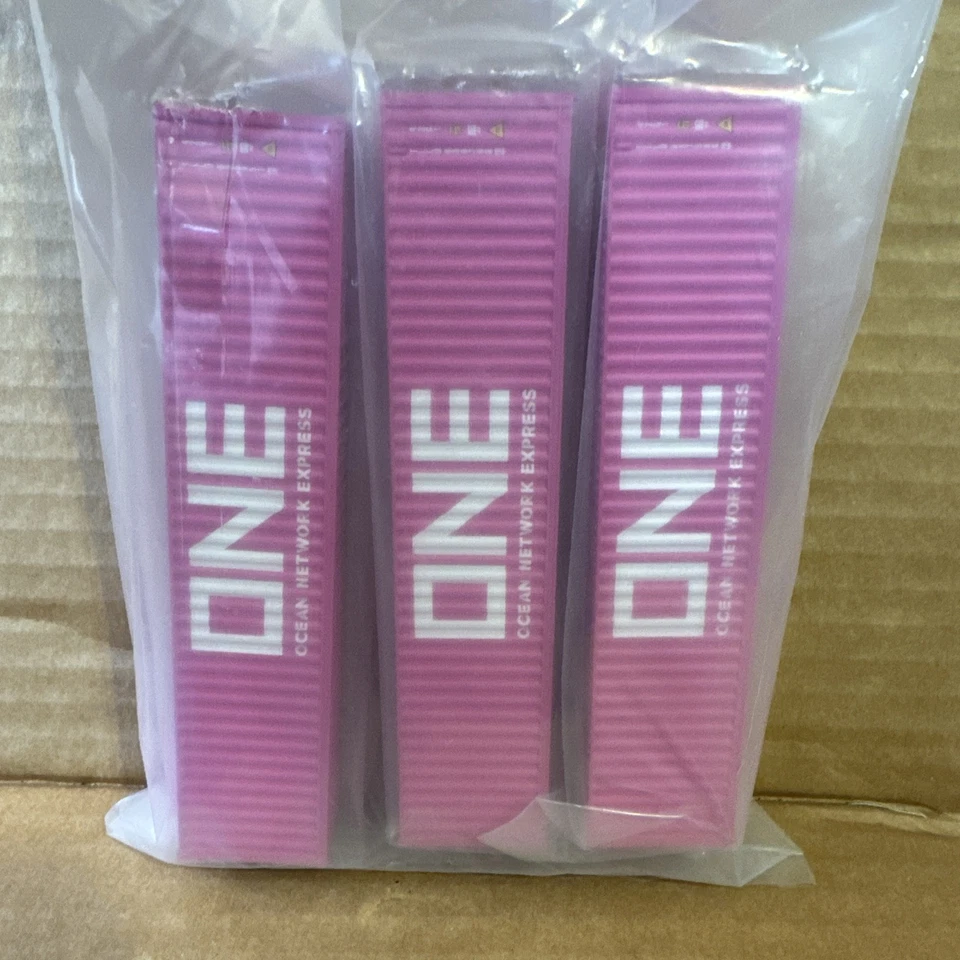 HO Atlas 20006546 Ocean Network Express ONE 40' Standard Container 3-Pack Set #2 - Image 2 of 4