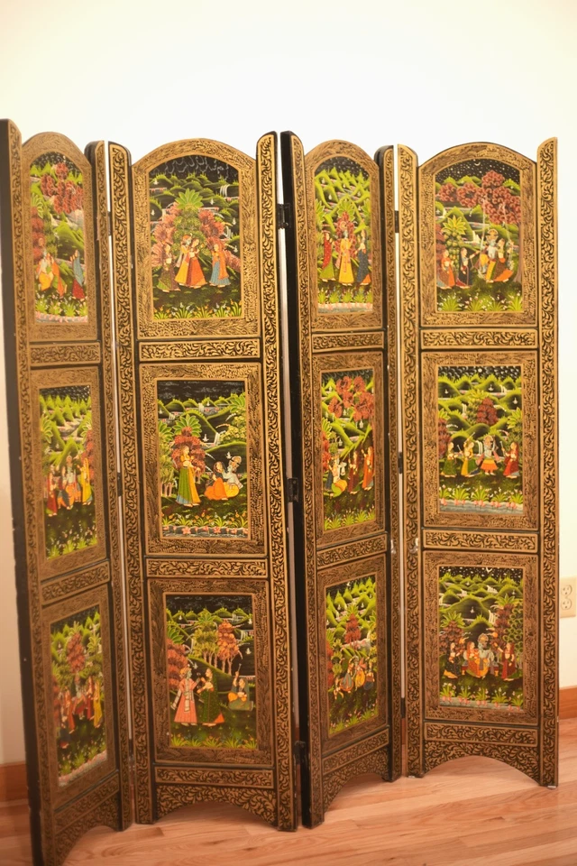 Pantalla plegable de madera india de 4 paneles divisor de habitación Señor Krishna y gopias de colección Foto 2 de 4