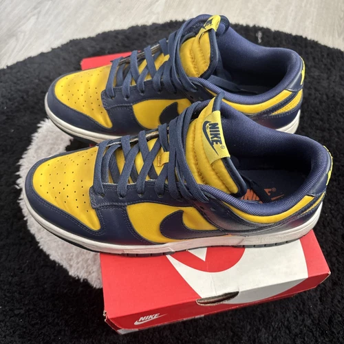 Taglia 8.5 Nike Dunk Low Michigan 2021