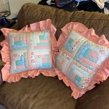 VTG Set 2 Floral Patchwork Quilted Pillows Grannycore Cottagecore 18x18 Ruffles