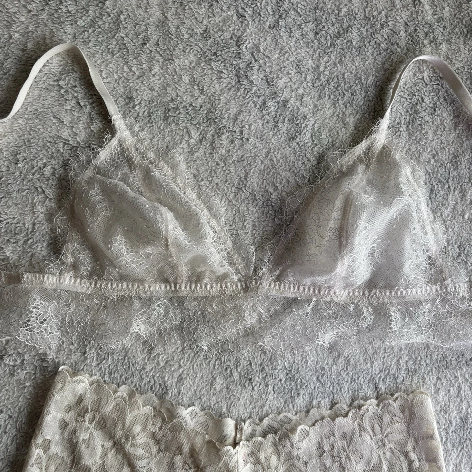 Conjunto de lencería Victorias Secret bralette de encaje blanco cintura alta tanga bragas Foto 3 de 4