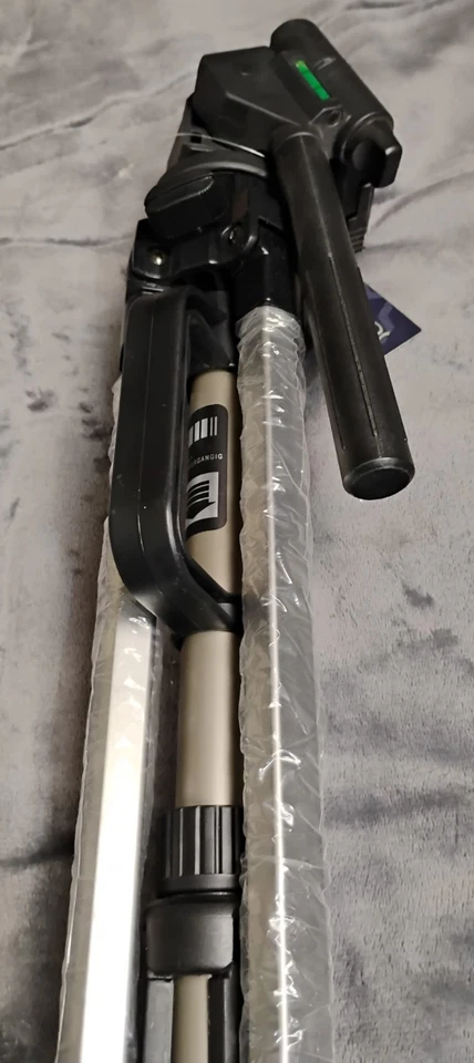 Giottos IY-442 Professional Video Photo Fluid Action Tripod - Open Box - Image 4 of 4