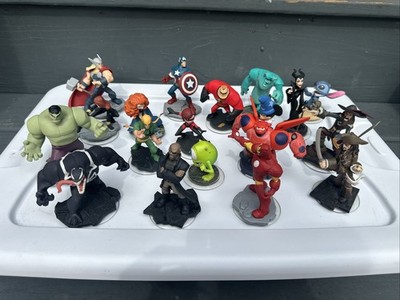 Lot of 19 Disney Infinity & Marvel Figures Toys 