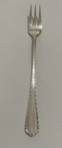 International Sterling Silver Cocktail Fork - 5 1/2”- No Monogram 16.3 Grams B9