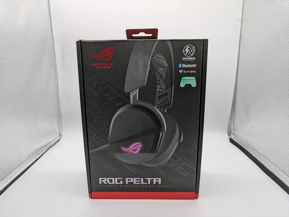 ASUS ROG Pelta kabelloses RGB Gaming Headset Bluetooth, 2,4 GHz, USB-C) - Bild 2 von 4