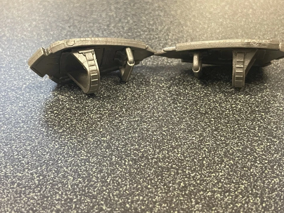 MARVEL LEGENDS 6" SCALE INFINITY (CAPTAIN AMERICA) WEAPON ACCESSORIES (MINT) Foto 3 de 4