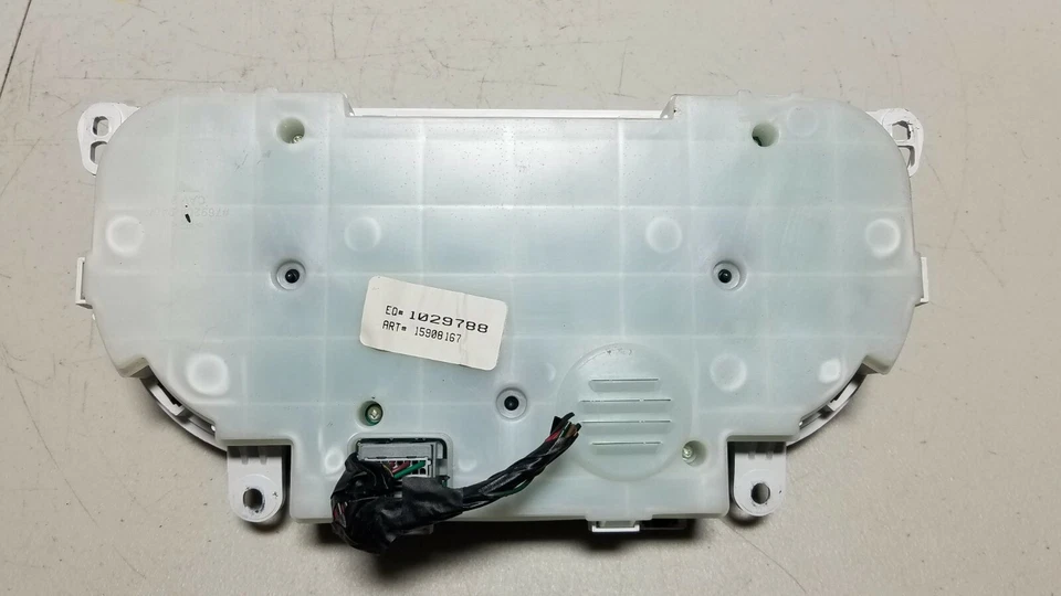 Chevrolet 2009 velocímetro de cobalto cuadro de instrumentos calibre 15908167 fabricante de equipos originales 114 k Foto 2 de 4