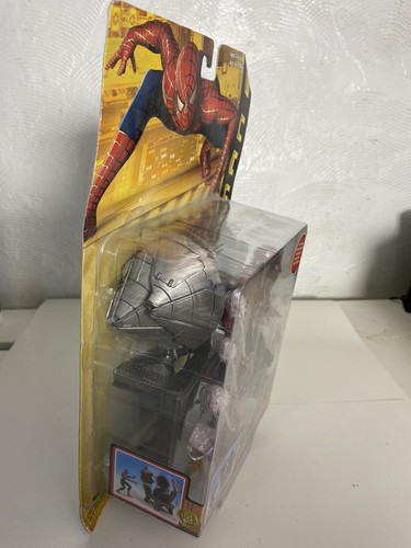 Toybiz Marvel Spider-Man 2 Twist And Shoot SpiderMan Tobey Maguire 2004 - Picture 3 of 11