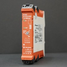 Allen Bradley 440R-S12R2 GuardMaster Safety Relay, SER A