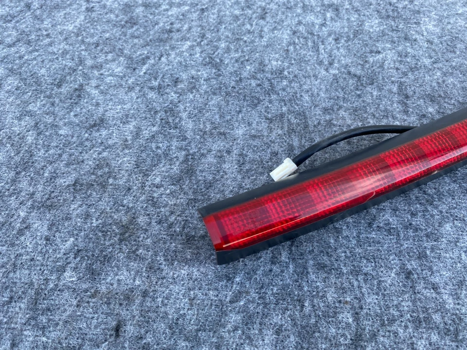 TERCERA LUZ DE FRENO MALETERO PUERTA TRASERA INFINITI FX50 FX35 QX70 (09-17) OEM Foto 4 de 4