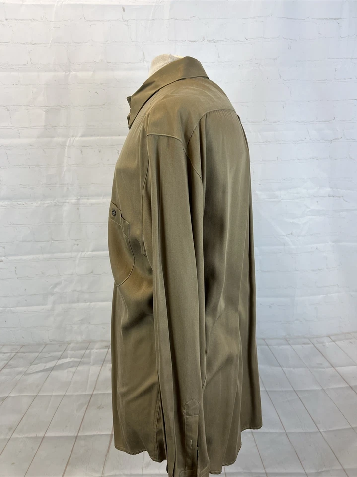 Camisa de vestir para hombre Zanella marrón lisa TALLA L $295 Foto 4 de 4