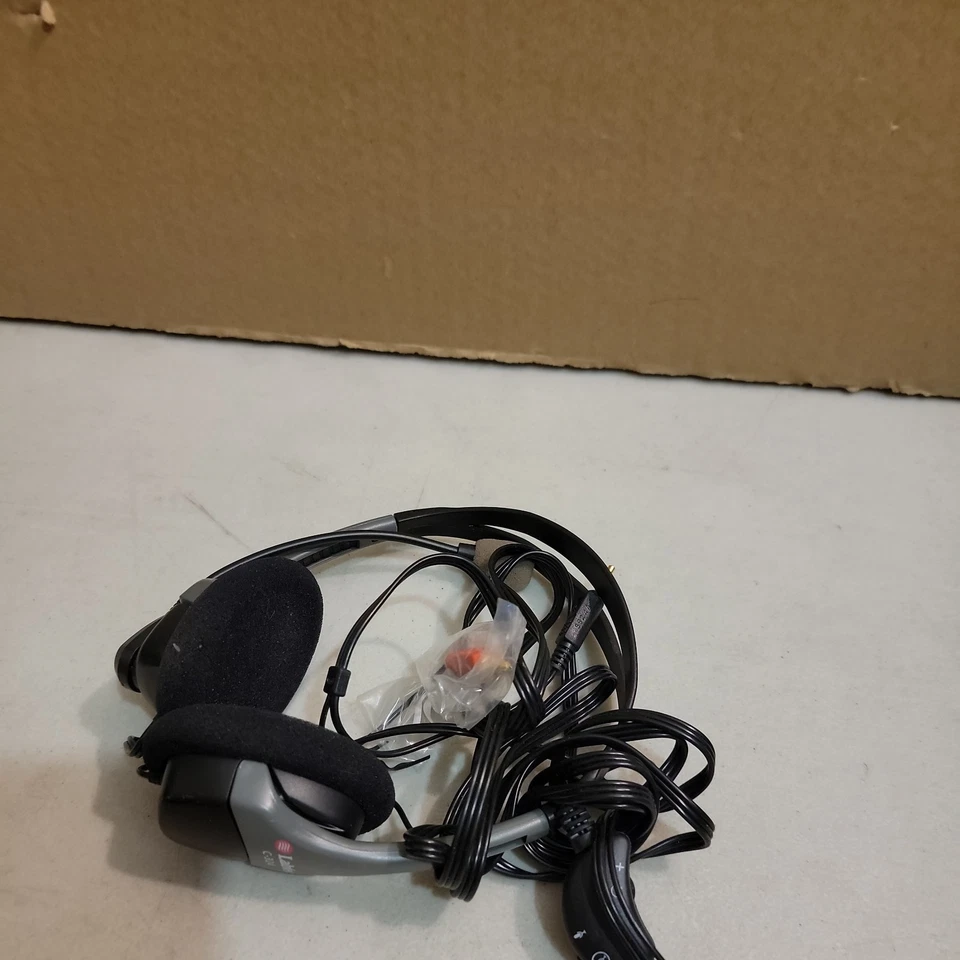 Genuine Labtec (C-324) Grey and Black Wired Headphones Boom Microphone Tested - Image 3 of 3