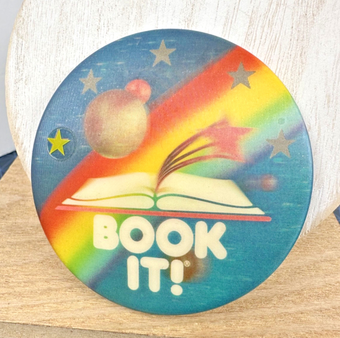 Pizza Hut Book It! 3" Lenticular Reading Promotional Button Pin - Vintage 1990