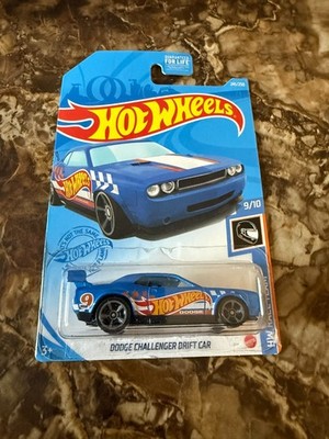 Hot Wheels 1/64 Diecast HW Race Team Blue Dodge Challenger Drift Car