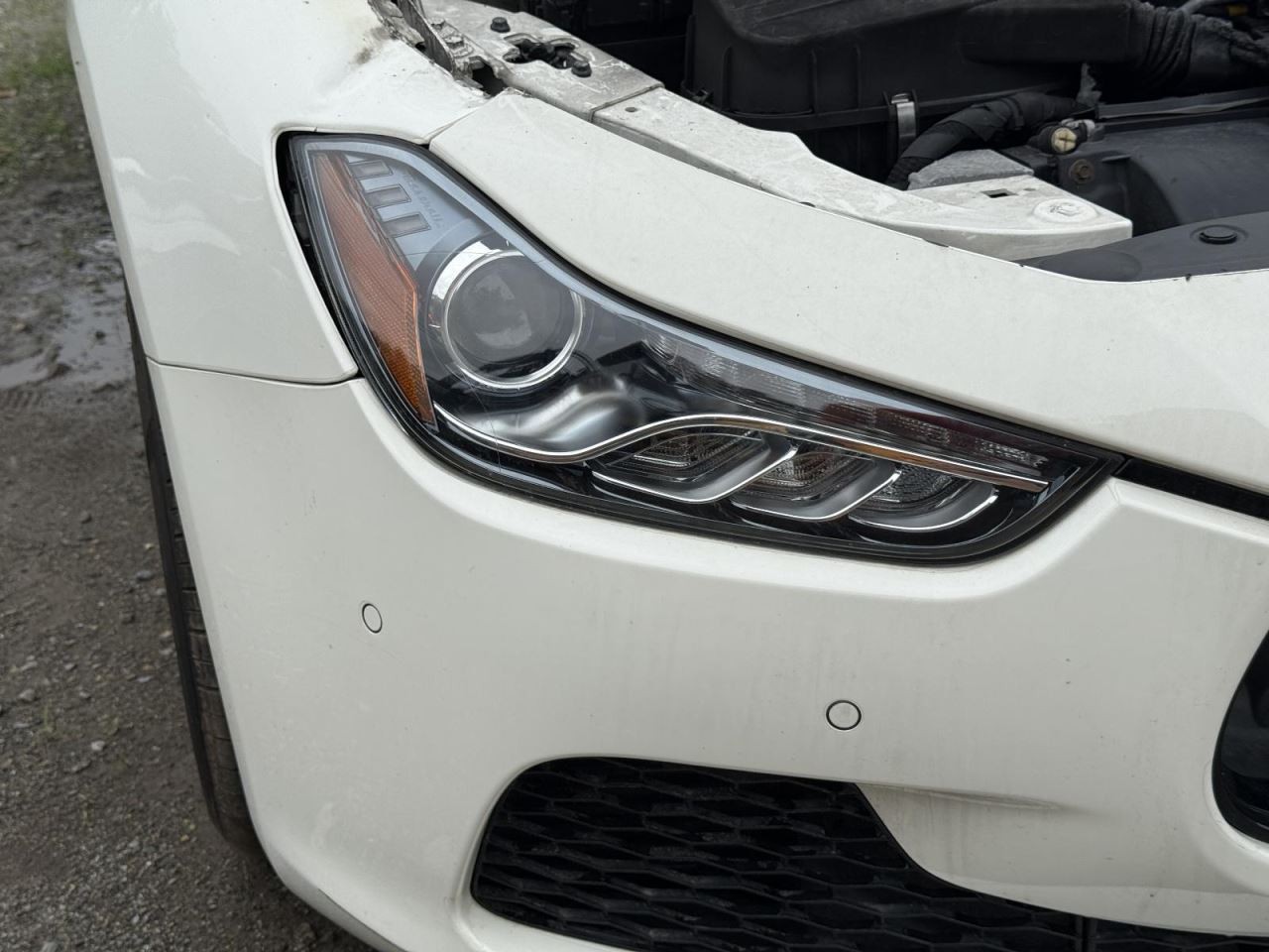 Maserati Ghibli 2014-2017 Right Headlight