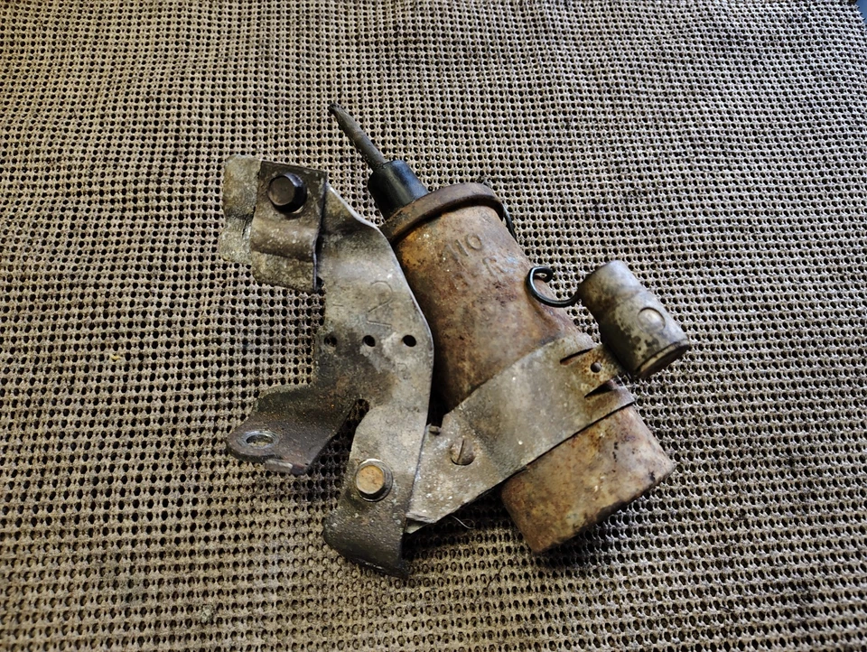 Pontiac Catalina Bonneville Grand Prix Executive 400 455 1969 1970 soporte de bobina Foto 4 de 4