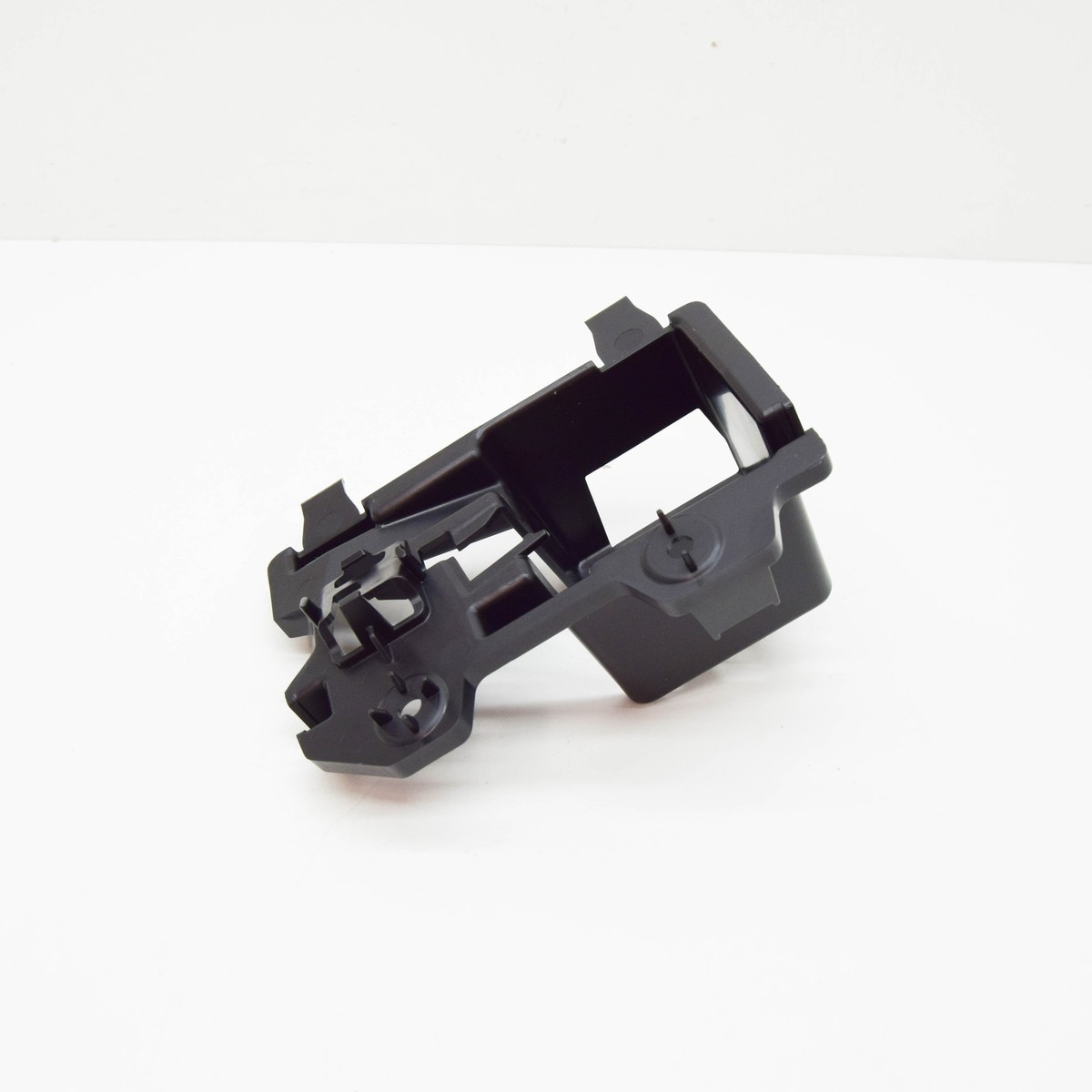PEUGEOT 3008 Front Bumper Camera Bracket 9836669580 NEW PEUGEOT 3008 Front Bumper Camera Bracket 9836669580 NEW