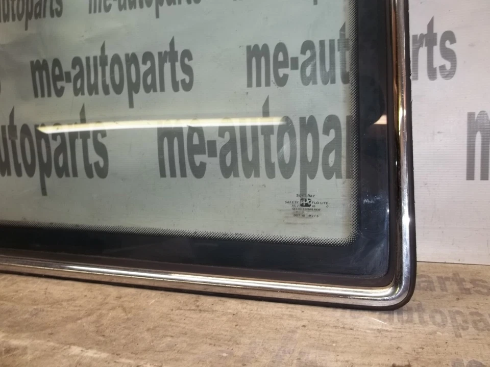 85-93 CADILLAC CUPÉ DEVILLE OEM CUARTO TRASERO DERECHO PANEL VENTILACIÓN VENTANA DE VIDRIO Foto 3 de 4