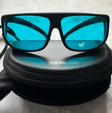 THORLABS CERTIFIED LASER SAFETY GLASSES 35% VISIBLE LIGHT Specs on lens in pic