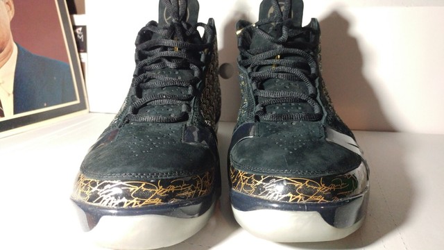 jordan 23 trophy room black