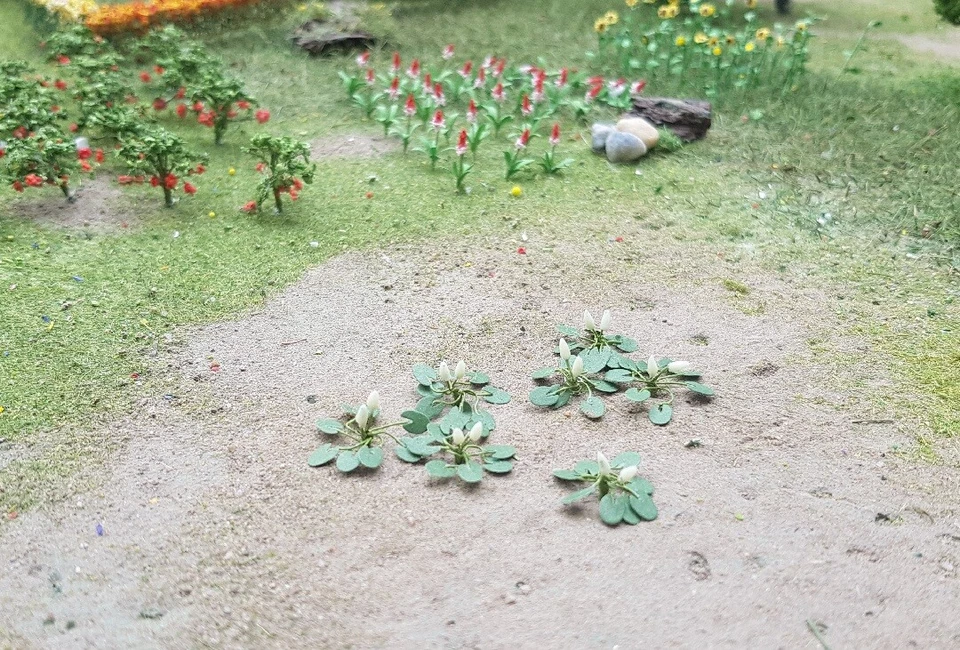 MP SCENERY 10 Water Lilies N Gauge Farm Flowering Plants Railroad Layout N Scale - Image 3 of 4