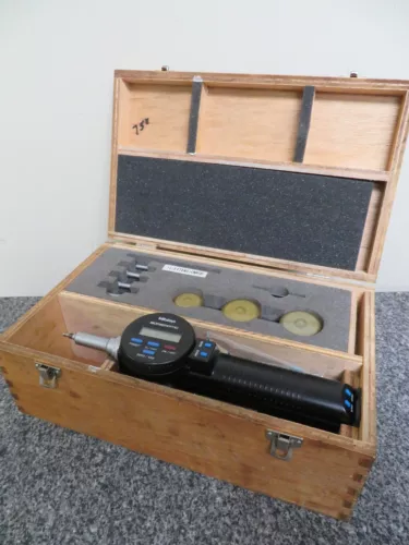 Mitutoyo Borematic Series 568 ABSOLUTE Digimatic Bore Gage .275-.5"/.00005 PX26
