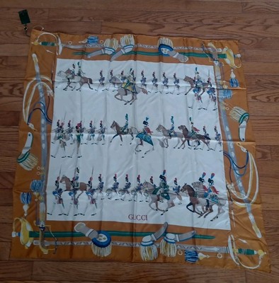 GUCCI スカーフ Vintage Gucci Soldiers On Horses Scarf 33”x33
