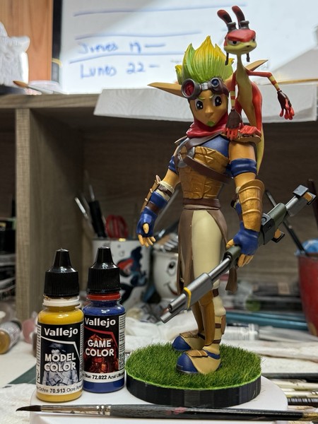 Figura Jak And Daxter 20cm de alto Pintada a Mano