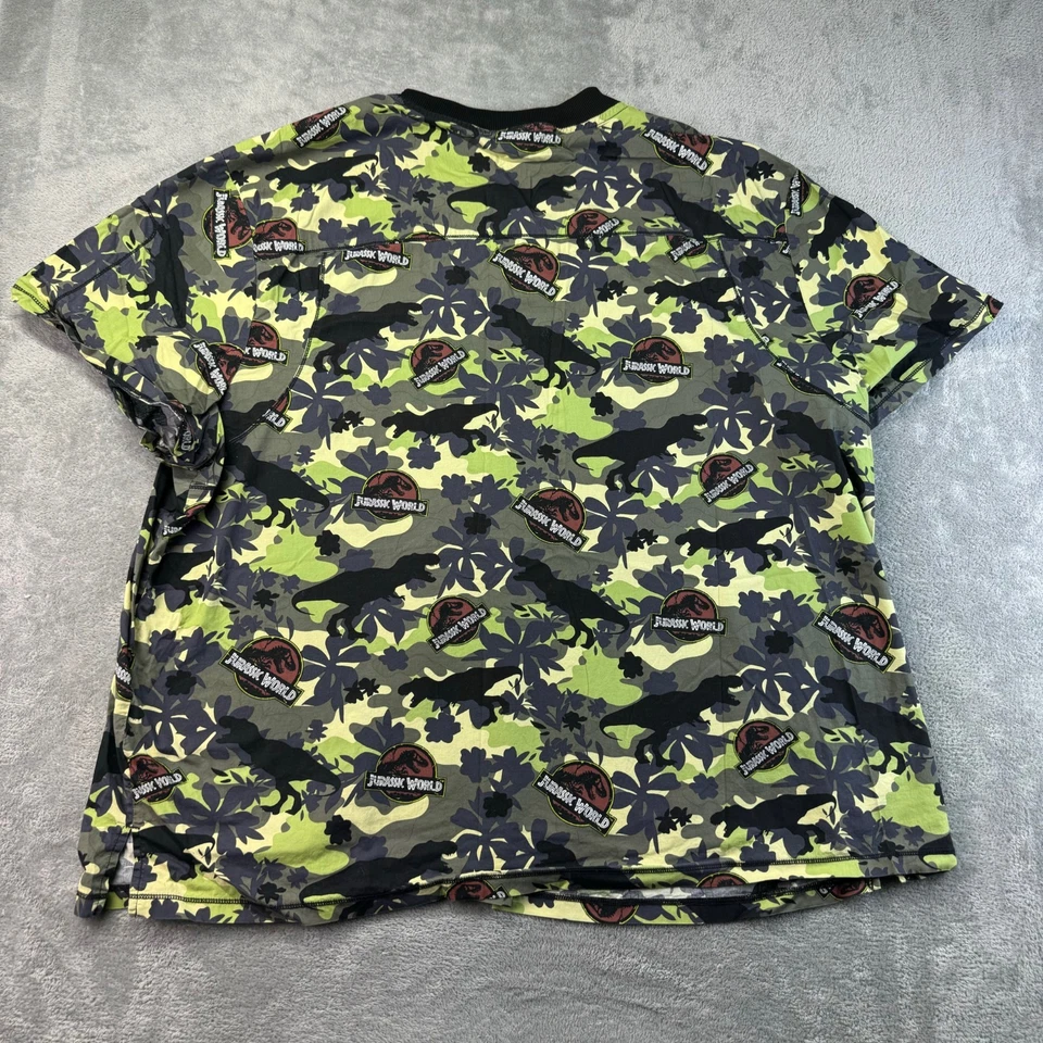 Jurassic World Scrub Top Men's 5XL Green Short Sleeve Camouflage Dinosaur Cotton - Image 2 of 4