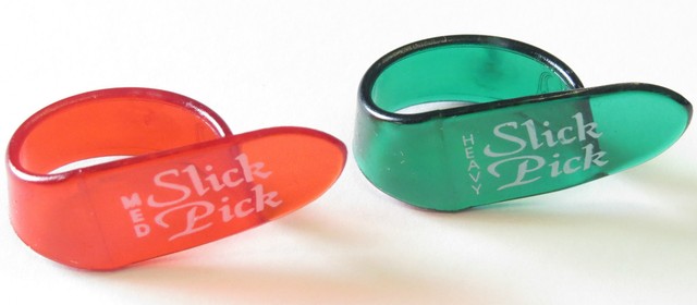 Fred Kelly Poly Regular / Standard Slick Picks available in Medium or Heavy Fred Kelly Poly Regular / Standard Slick Picks available in Medium or Heavy