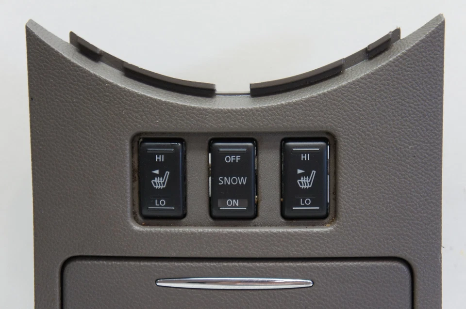 Infiniti G35 2007 portavasos consola interruptor asiento térmico OEM 68430 JK00A *A6754 Foto 2 de 4