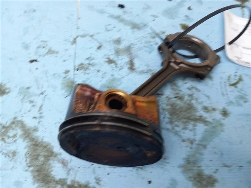 2011 NISSAN ALTIMA 2.5L PISTON - Image 3 of 4