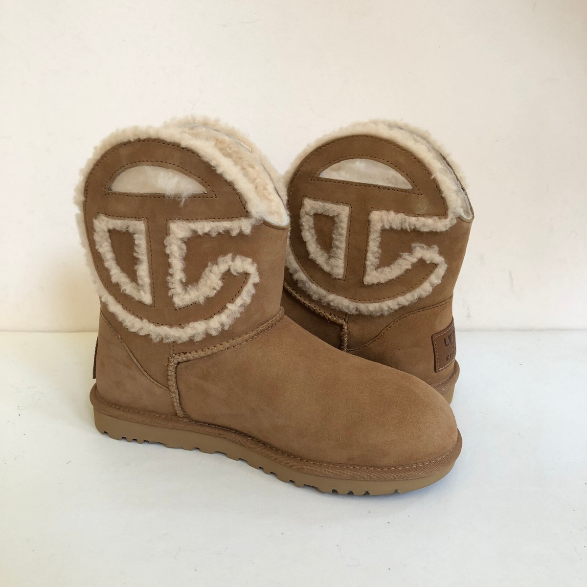 UGG X TELFAR LOGO MINI CHESTNUT ALL GENDER BOOTS MEN US 5 / WOMEN