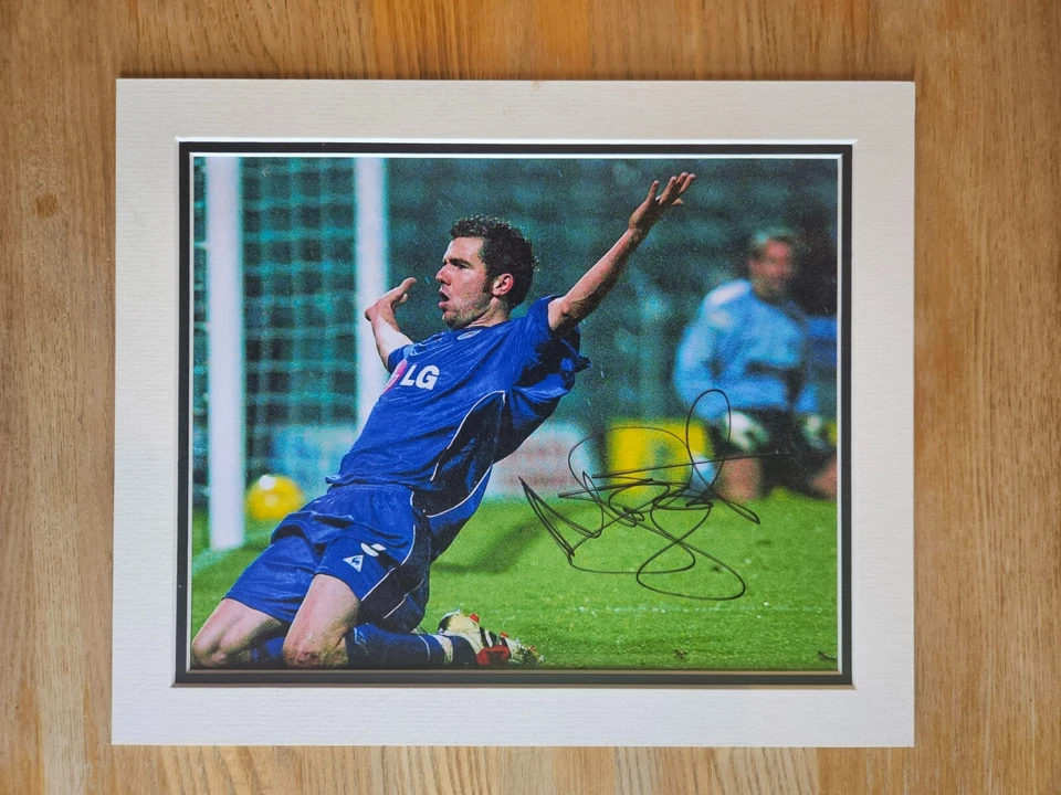 Muzzy Izzet, Leicester City. 12x10 Personally Signed Photo - Image 1 of 1