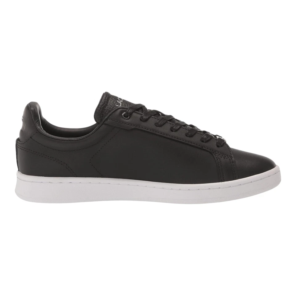 Zapatillas Lacoste Carnaby para mujer, negras/plateadas, 5,5 medianas EE. UU. Foto 2 de 4