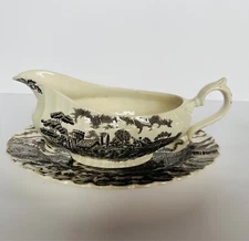 vintage Myott Royal Mail staffordshire ironstone brown gravy boat/underplate