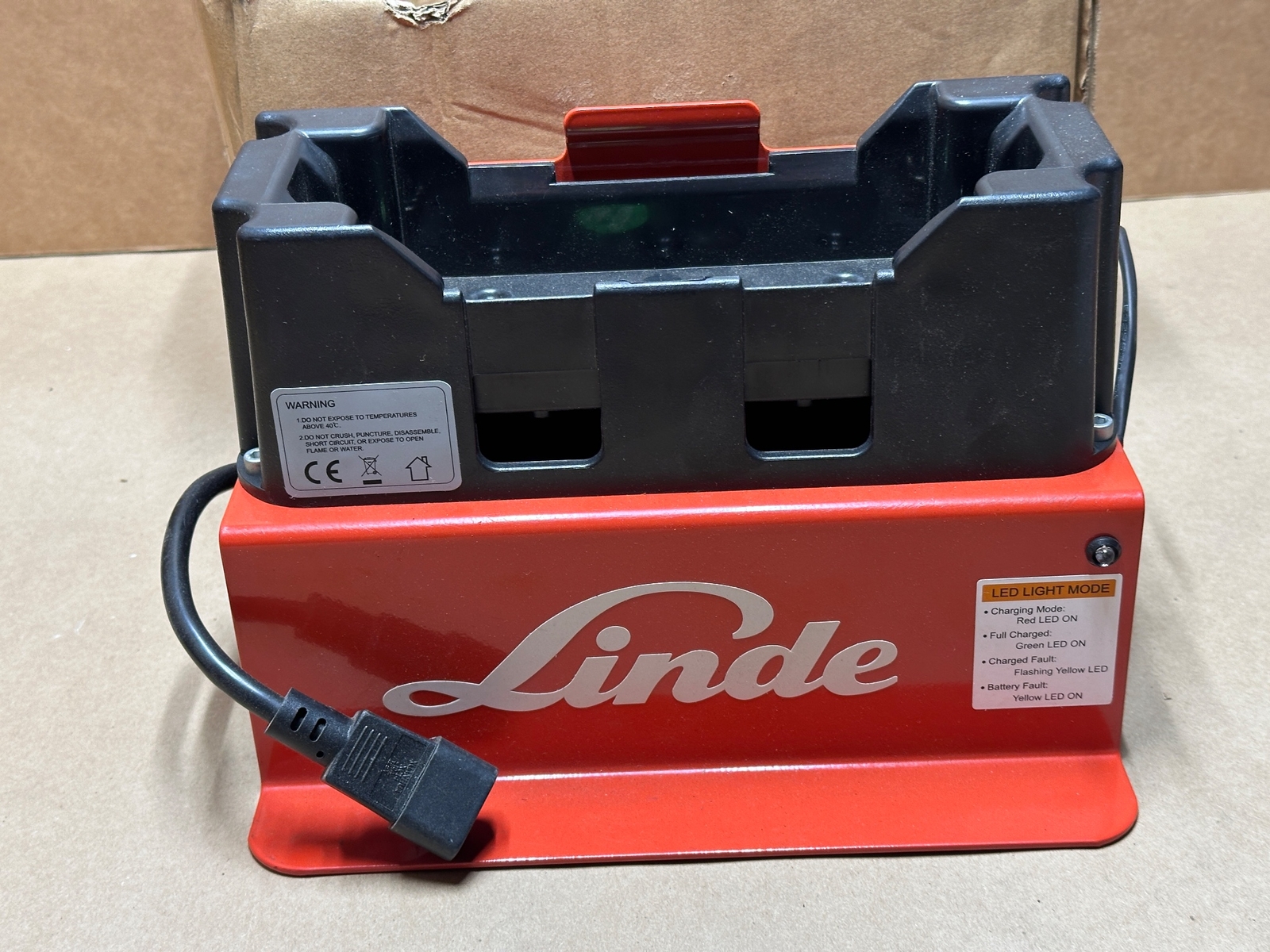 Linde MT12 Li Lithium Ion 24V 10A Forklift Pallet Jack Battery Charger