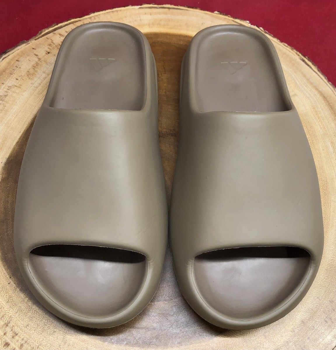 ADIDAS YEEZY SLIDE EARTH BROWN 100% AUTHENTIC FV8425 SIZE 9 ADIDAS YEEZY SLIDE EARTH BROWN 100% AUTHENTIC FV8425 SIZE 9