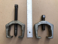 Mac Tools Pa846 And Armstrong-bray 53 2 Pieces 2 Jaws Arm Puller - Usa