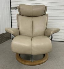 Ekornes Stressless Signature Magic Leather Chair Medium Size