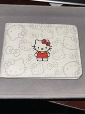 Hello Kitty Small Bi-Fold Card Holder. NIP