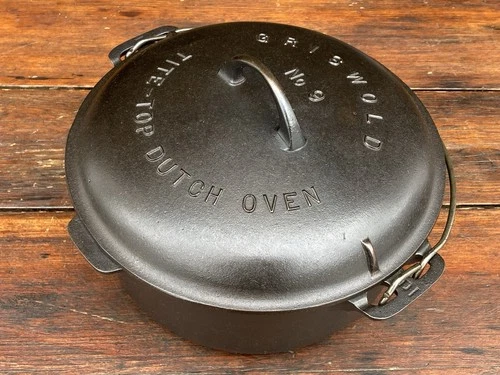 Griswold Cast Iron #9 Fully Marked Tite Top Dutch Oven