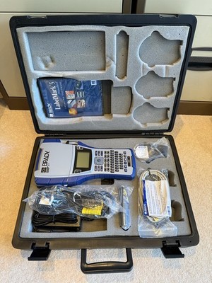 Brady BMP41 Etikettendrucker Set batteriebetrieben