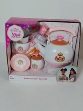 Jakks Disney Princess Style collection Sweet Stylin' Tea Set 22132