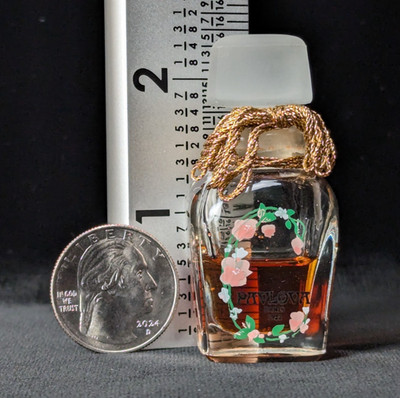 1977 Payot Pavlova Paris 1922 Parfum, ¼ fl oz [7 ½ cc] Splash, Corded & Sealed